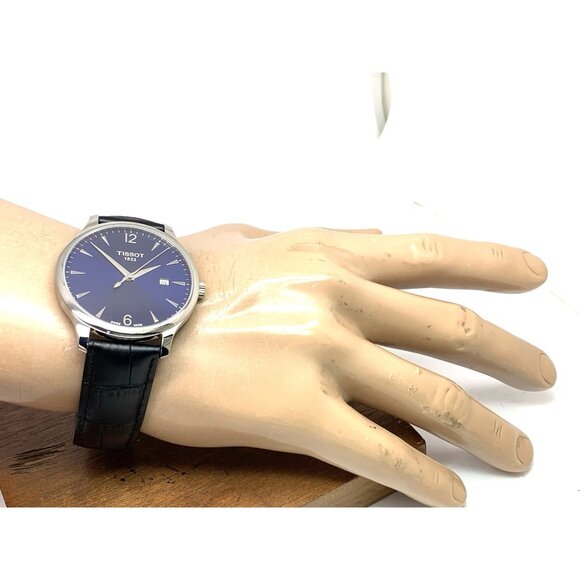 Tissot Men's Watch Swiss Quartz Blue Dial 42mm Black Leather Band T0636101604700 - Picture 5 of 14
